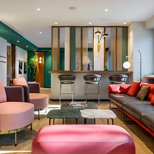 Hotel Canada, Milano